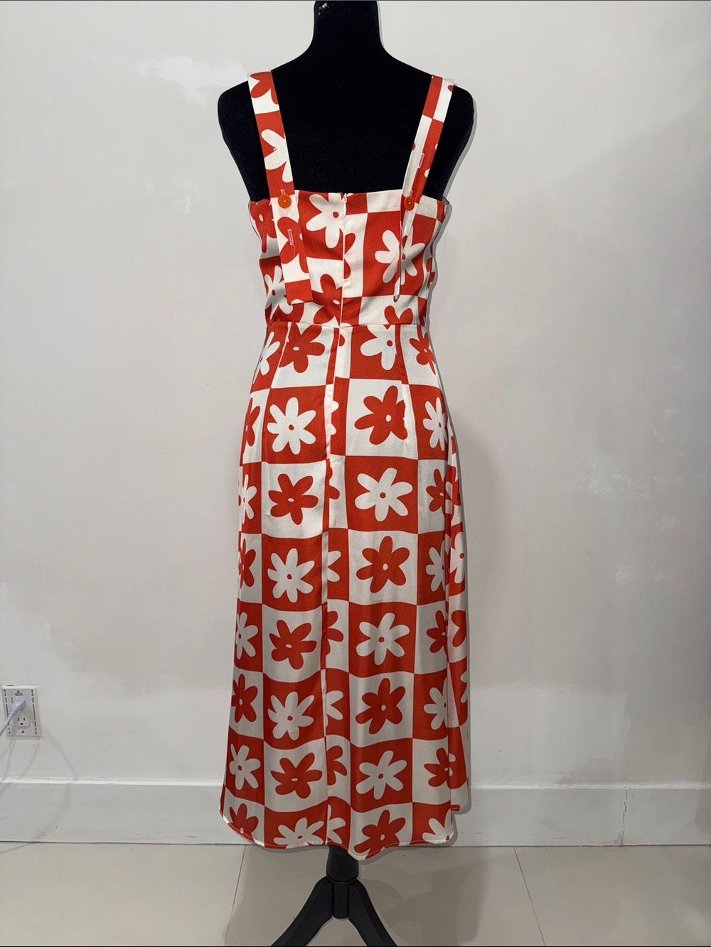 Lisa Says Gah Sloane Midi Slip Dress in Red Daisy Check - Picture 7 of 10